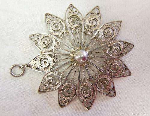 EGYPTIAN SILVER FILIGREE STAR PENDANT - DRAMATIC DESIGN - FINE FILIGREE WORK