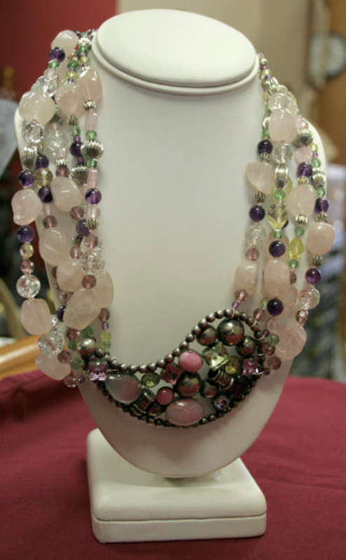 GENUINE VINTAGE ROSE QUARTZ, AMYTHYST AND AUSTRIAN CRYSTAL NECKLACE - DESIGNER ORIGINAL