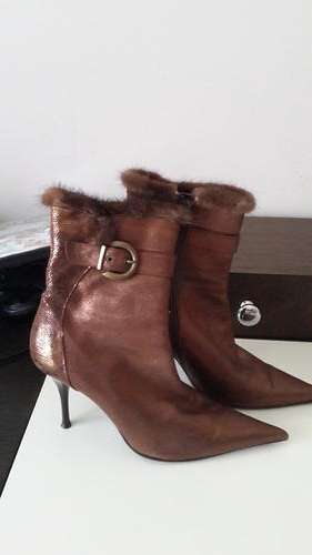 Italian fine leather boots size 4 for sale