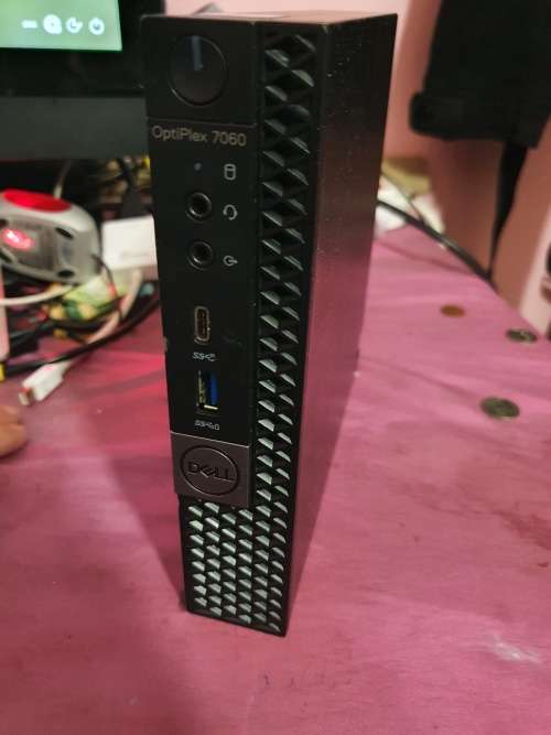 Blazing Dell Desktop Optiplex 7060 i7 8th GEN SFF