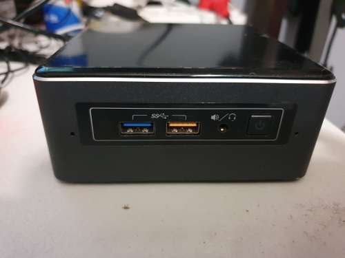Intel NUC mini desktop PC (i5 7th gen with SSD)!