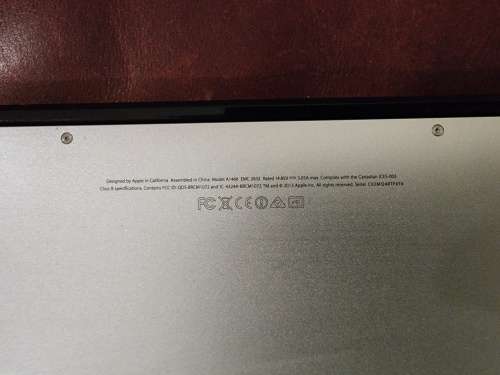 **** APPLE MACBOOK AIR 13` i7 with 250GB SSD *** A1466 - 2013