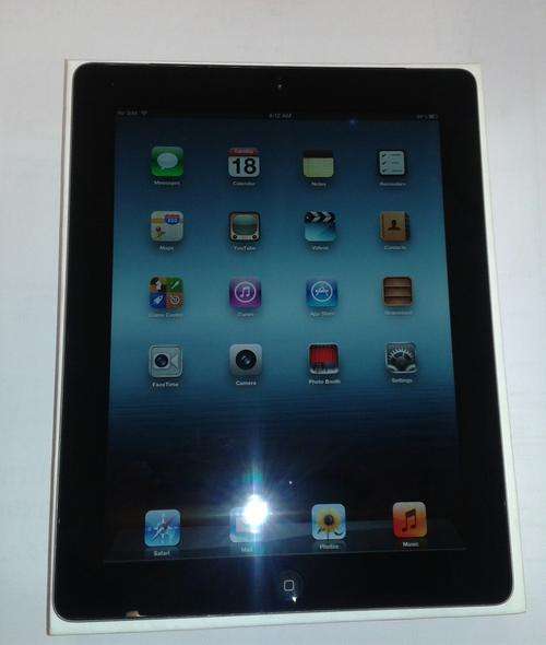 awesome APPLE IPAD 3 wifi + 4G , 16gb + retina display