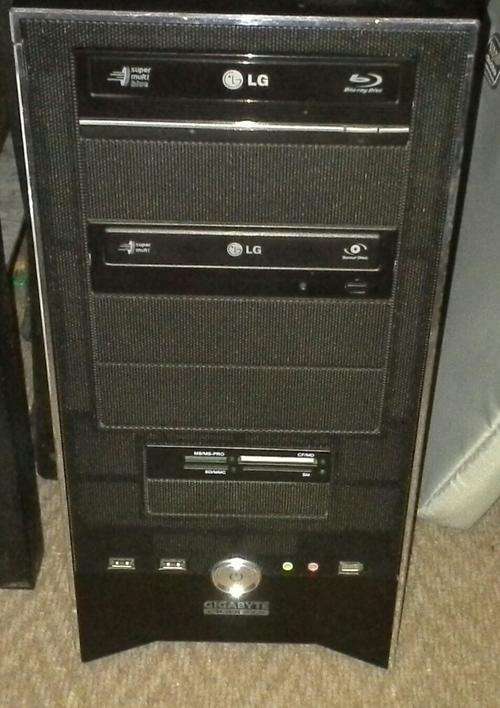 Gaming Desktop PC - Core2 Quad/4Gb/1Gb Graphics/500Gb/Bluray