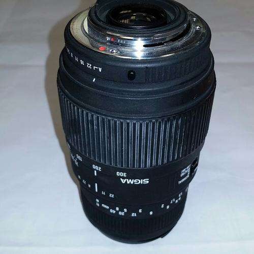 Sigma (Pentax) lens 70-300mm