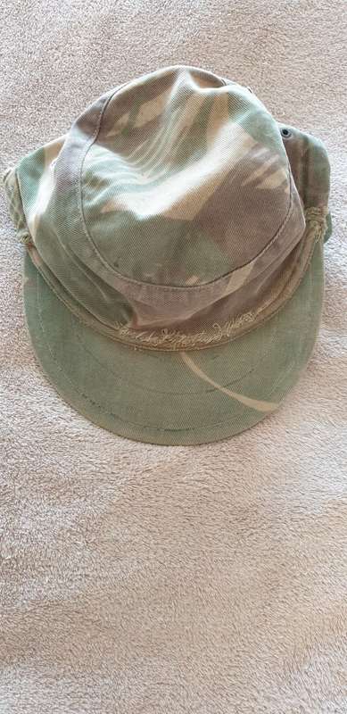 Rhodesian camo cap and para wings
