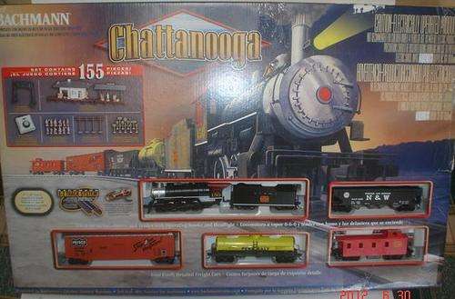BACHMANN HO: BARGAIN Complete train set with extras, like new condition. Boxed.