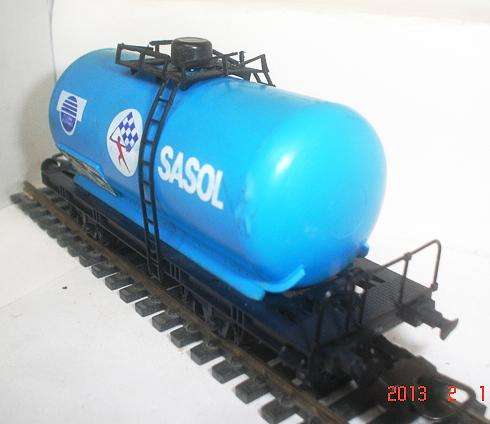 R1 CRAZY AUCTION: HO LIMA: SAR SASOL tanker wagon. Unboxed (Italy).