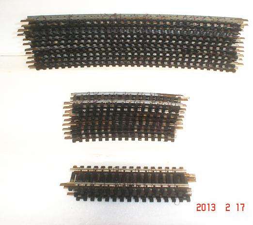 CRAZY AUCTION:LIMA HO TRACK: 25pc Mixed Used Metal Track in fair condition (made in Italy)