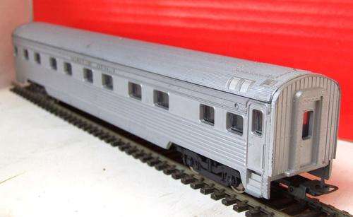 LIMA OO: Australian Passenger Coach in good used unboxed condition (Italy)