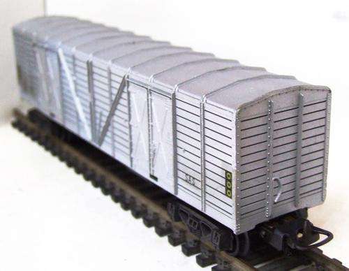 LIMA HO: SAR Silver Closed Freight Wagon in good unboxed condition (Italy)