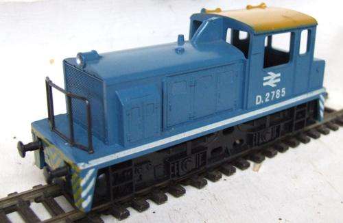 LIMA HO: Blue Diesel Shunter Locomotive in good unboxed condition (Italy)