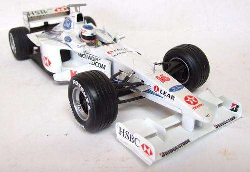 HOTWHEELS DIECAST 1:18 SCALE F1 RACING CAR : Barrichello Ford Stewart SF 3 (Made in China)