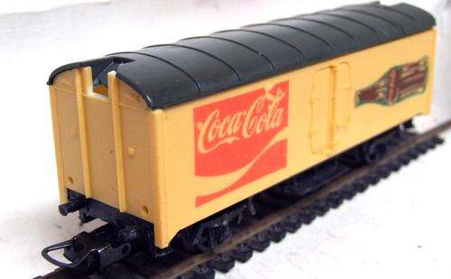 LIMA HO: Coca-Cola Refrigerator Wagon in fair unboxed condition (Italy)