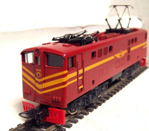 LIMA HO: SAR Class E-5 E919 Red Trans Karoo Locomotive in very good unboxed condition(Italy)