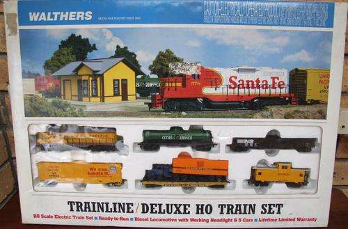 WALTHERS HO: Trainline/Delux Train Set in good boxed condition