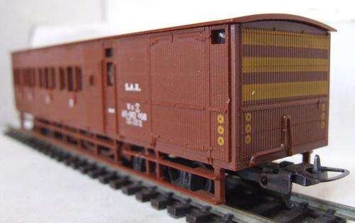 LIMA HO: SAR V8 Guards Van in good unboxed condition(Made in Italy)