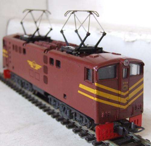 LIMA HO: SAR Class E-5 E919 Brown Trans Karoo Dummy Locomotive in good unboxed used condition(Italy)
