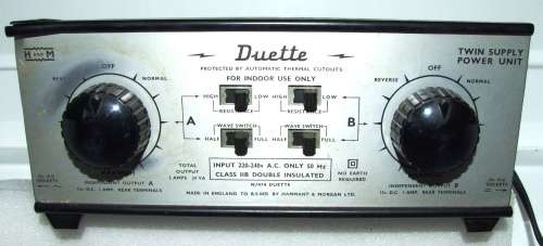 H&M DUETTE POWERSUPPLY: 12V Analogue Power Supply/Controller in good working order(England)