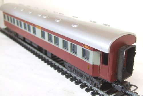 LIMA HO: SAR 1st Class Trans Karoo Passenger Coach in good unboxed condition (Italy)