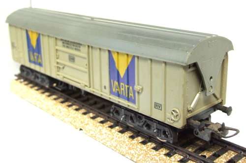 LIMA HO: DB VARTA Freight Wagon with Tilting Roof in good used & unboxed condition (Italy)