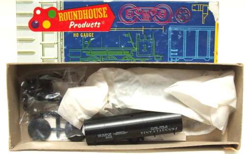 ROUNDHOUSE HO: Oldtimer Tank Car in New Unassembled & boxed condition (USA)