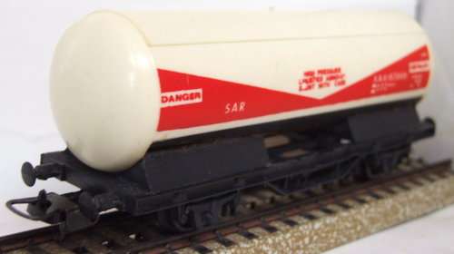 LIMA HO: Vintage SAR Ammonia Tanker Wagon in good unboxed condition (Italy)