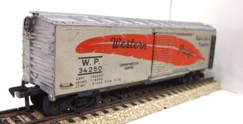 FLEISCHMANN HO: Vintage Weathered  Closed Reefer in fair unboxed condition (Germany)