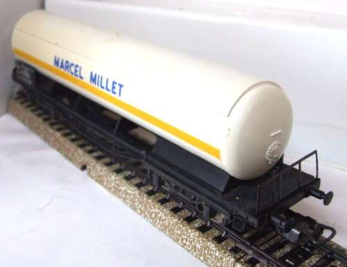 LIMA HO: MARCEL MILLET Tanker Wagon in good un-boxed condition (Italy)