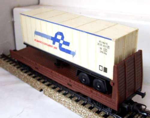 LIMA HO: Container Trailer Carrier in good un-boxed condition(Italy)