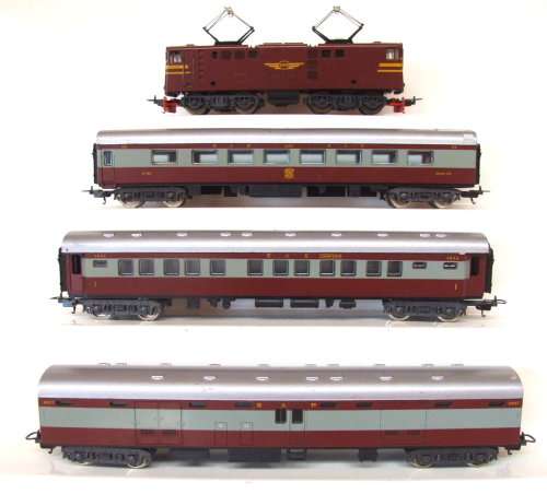 LIMA GOLDEN SERIES HO: Complete Trans Karoo Train Set in good un-boxed condition (Italy)