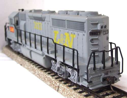 ATLAS HO:BARGAIN: Detailed L&N GP EMD Diesel Locomotive in good un-boxed condition (USA)