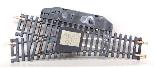 LIMA HO:  Manual Right Hand Turnout (3050) in good used condition.(Italy)