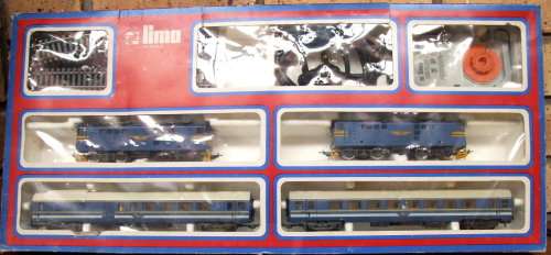 LIMA HO:  Complete SAR Blue Train Set (2128 FB) in LIKE NEW boxed condition (Italy)