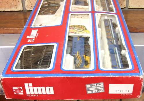 LIMA HO:  Complete SAR Blue Train Set (2128 FB) in LIKE NEW boxed condition (Italy)