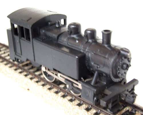 LIMA HO: 0-4-0 Tank Steam Locomotive with Light in Very Good un-boxed, used condition (Italy)