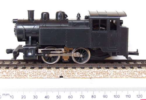 LIMA HO: 0-4-0 Tank Steam Locomotive with Light in Very Good un-boxed, used condition (Italy)