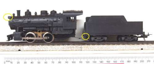 LIMA HO: 0-4-0 Tank Steam Locomotive with Tender in Fair un-boxed, used condition (Italy)