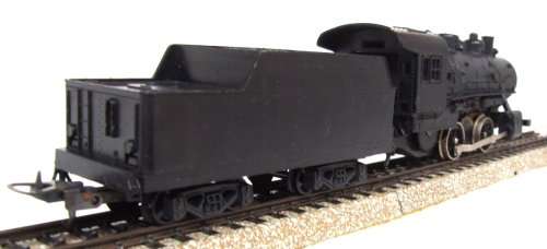 LIMA HO: 0-4-0 Tank Steam Locomotive with Tender in Fair un-boxed, used condition (Italy)