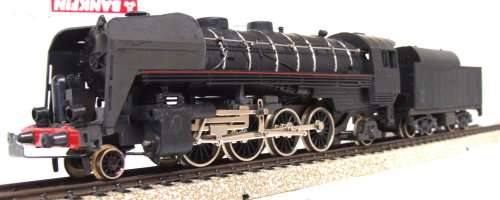 LIMA HO: SAR Lookalike  2-8-2  Steam Locomotive + Tender in good boxed, used condition (Italy)