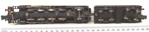 LIMA HO: SAR Lookalike  2-8-2  Steam Locomotive + Tender in good boxed, used condition (Italy)