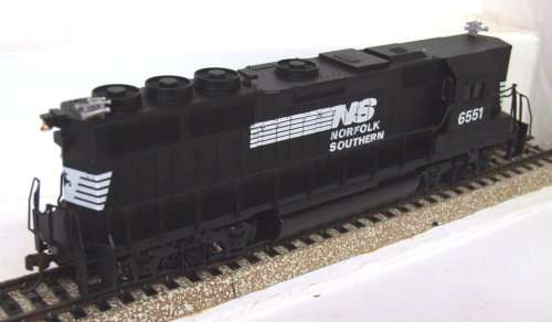 BACHMANN HO: Detailed N&S EMD GP 50 High Nose Locomotive in  VERY Good boxed condition (China)