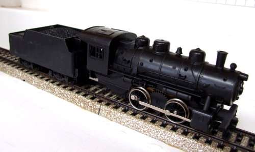 LIMA HO: 0-4-0 Steam Locomotive with Tender in Fair un-boxed, used condition (Italy)