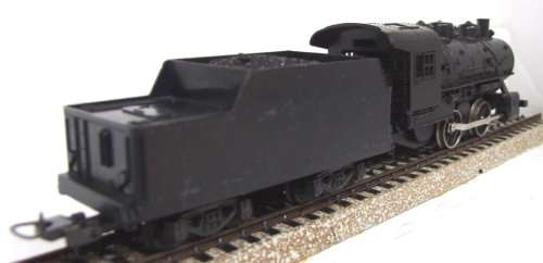 LIMA HO: 0-4-0 Steam Locomotive with Tender in Fair un-boxed, used condition (Italy)