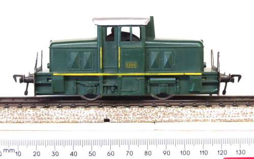 FLEISCHMANN HO: Vintage Diesel Shunter Loco in Fair Operating Used Condition  (Germany)