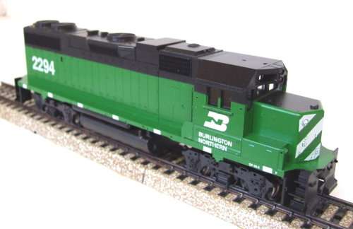 ATHEARN HO: Detailed BN EMD GP38-2 Locomotive in NEW boxed condition (USA)
