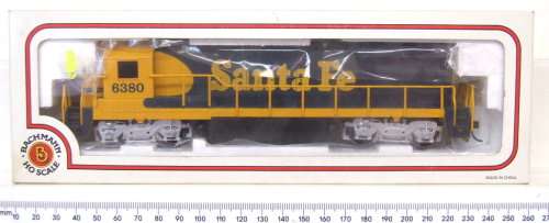 SALE::BACHMANN HO: Detailed SF EMD B23/B30-7 Locomotive in NEW boxed condition (China)