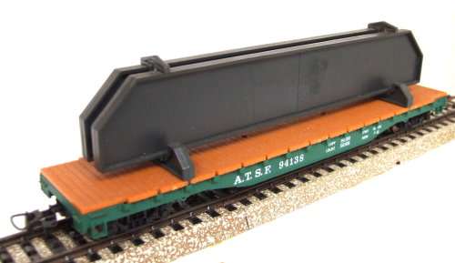 MEHANO HO: ATSF Detailed American 50' Flat Car With Steel Load in Good Un-boxed condition(Slovenia)