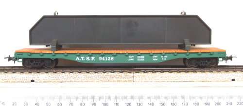 MEHANO HO: ATSF Detailed American 50' Flat Car With Steel Load in Good Un-boxed condition(Slovenia)