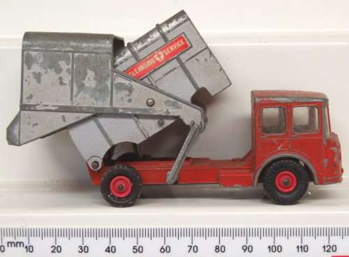 MATCHBOX KING SIZE: 3pc Models for Repair or Spares in Fair un-boxed used condition(Lesley England)